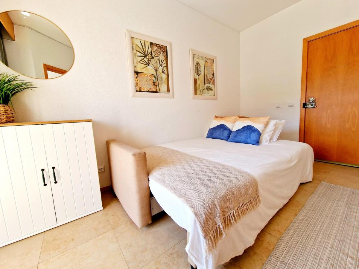Zarco - Cosy Apartment In Vilamoura With A Balcony With View To The 2 Swimming Pools - Near The Beach & The Marina Quarteira Exterior photo